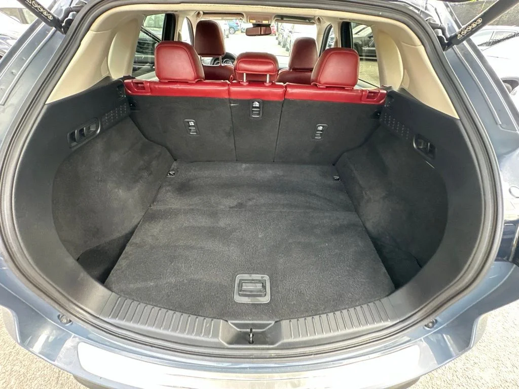 Used 2023 Gray Mazda 2.5 S Carbon Edition image 33