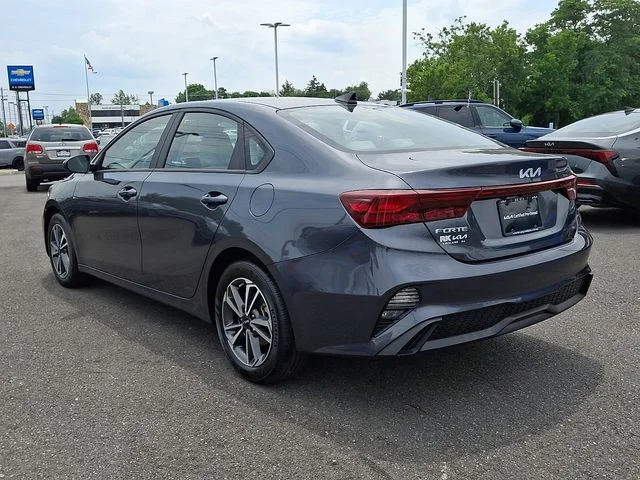 Used 2023 Gray Kia LXS image 5