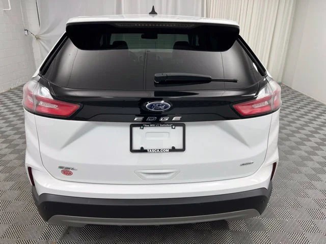 Used 2023 White Ford SEL image 7