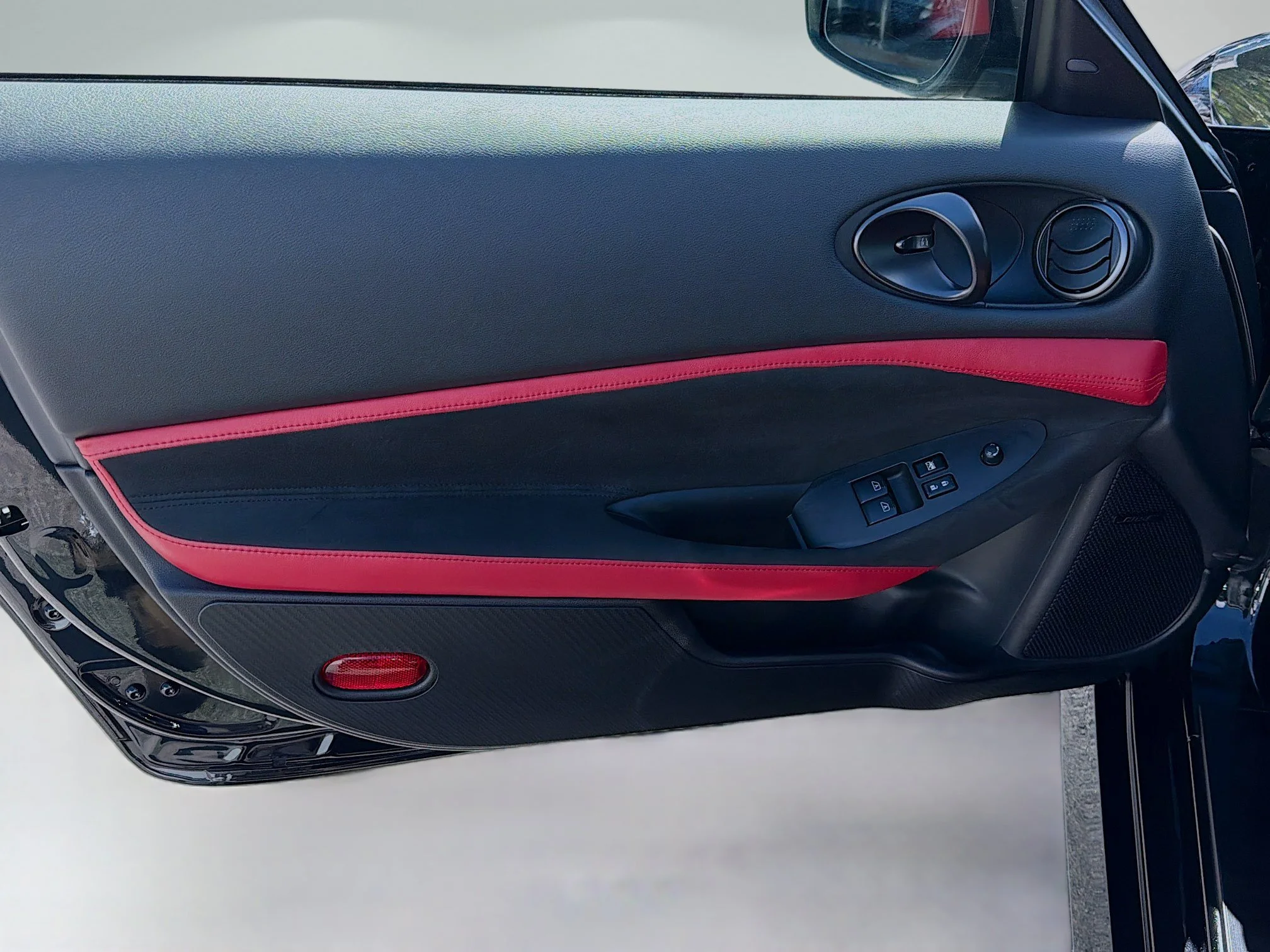 Used 2024 Black Diamond Pearl Nissan Performance image 19