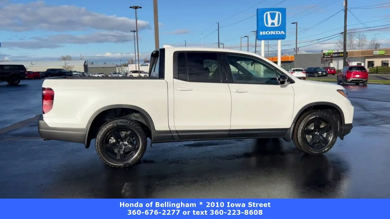 Used 2023 Platinum White Pearl Honda AWD BLACK EDITION image 9