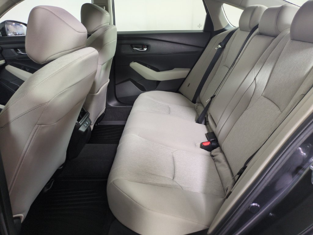 2025 Honda Accord SE - Photo 32