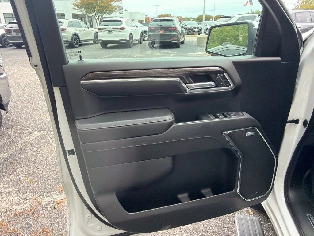 Used 2023 White Chevrolet LTZ image 8