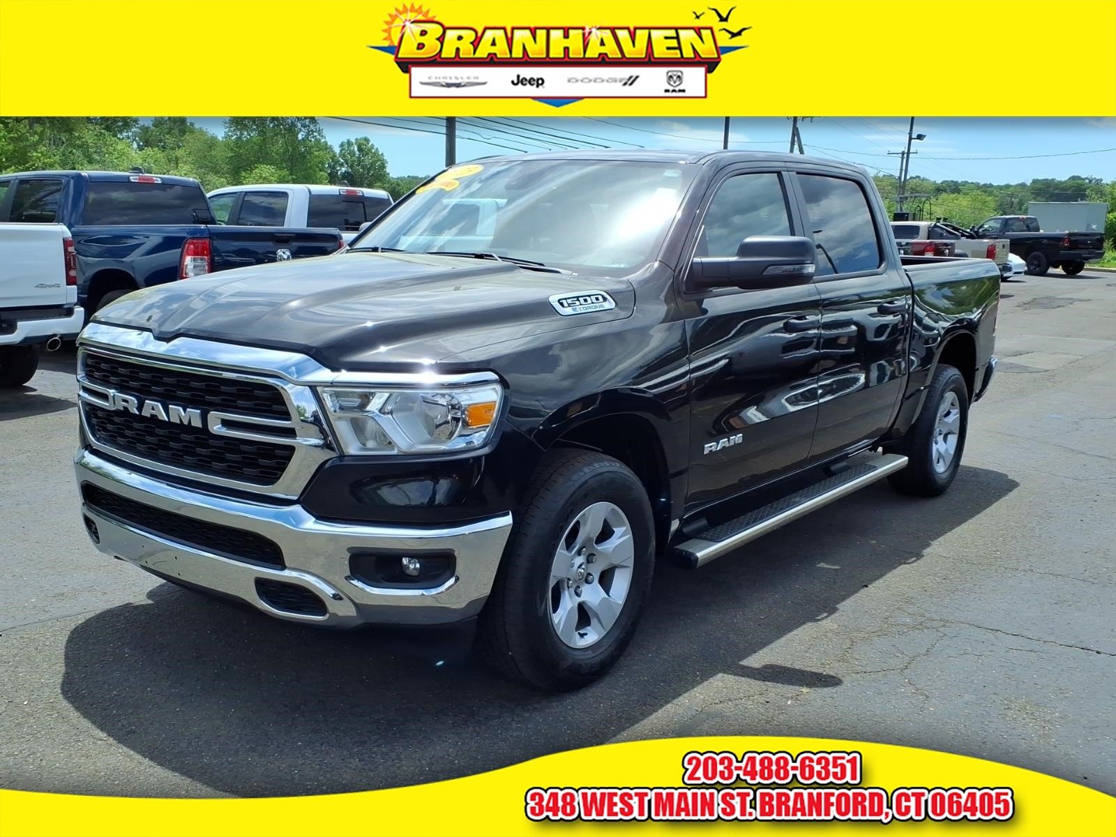 2023 RAM 1500 Big Horn/Lone Star 4x4 Crew Cab 5'7's photo