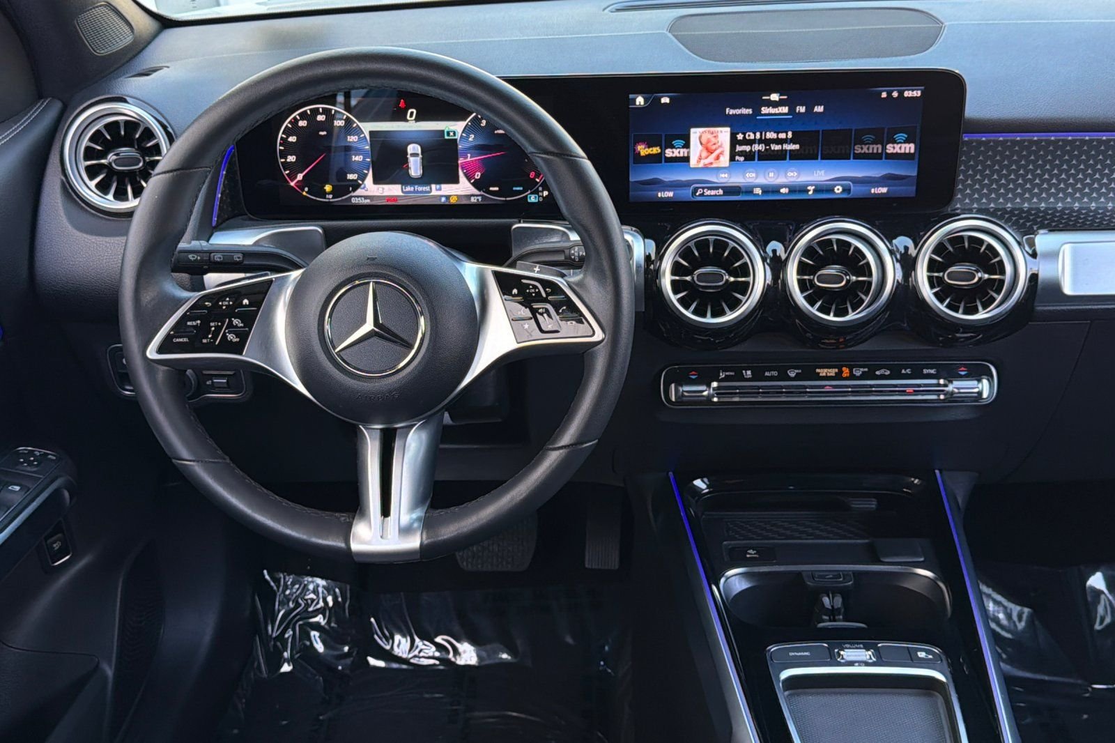 Used 2024 White Mercedes-Benz GLB 250 image 28