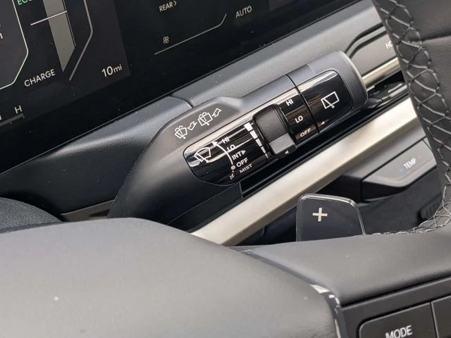 New 2027 Glacial White Pearl Kia SX image 26