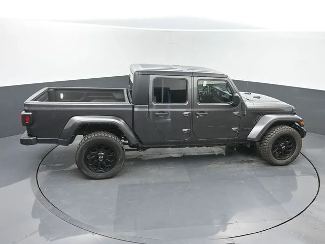 Used 2022 Gray Jeep Sport image 35