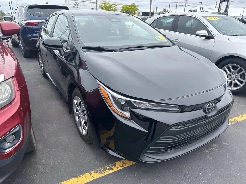 2023 Toyota Corolla LE CVT's photo