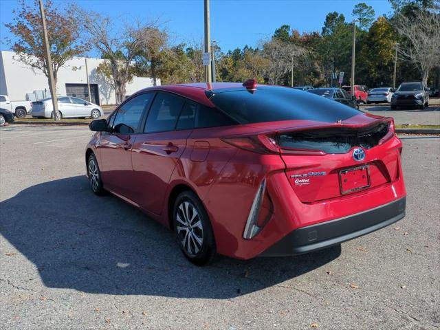 Certified Used 2022 EMOTIONAL RED 2 Toyota  image 7