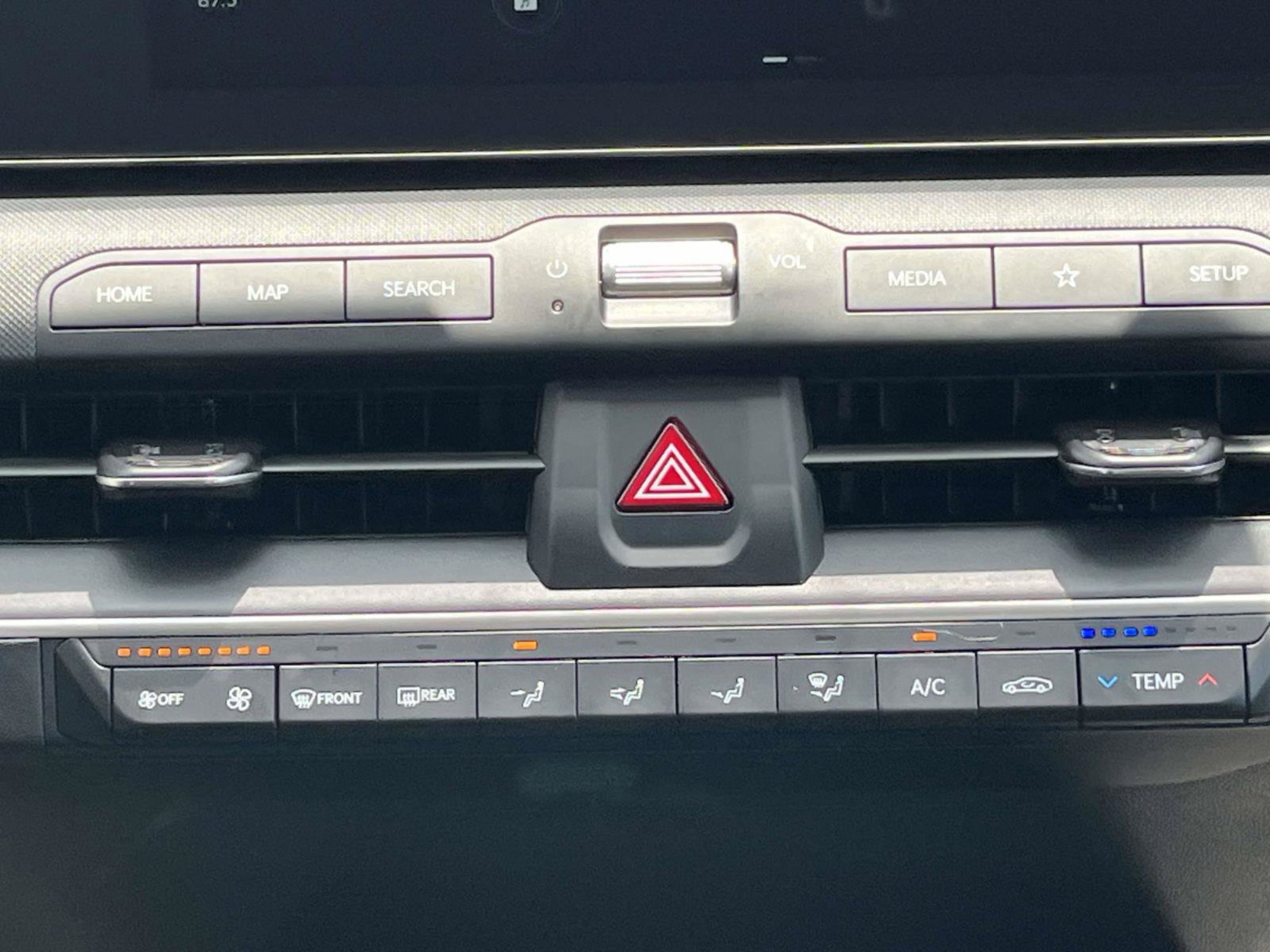 New 2026 Steel Gray Kia LXS image 15