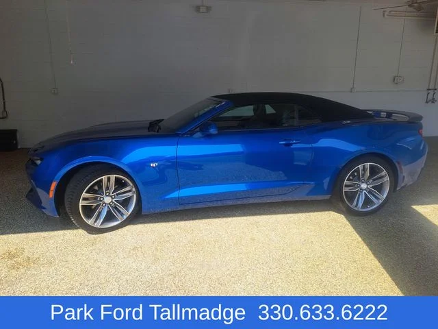 Used 2018 Hyper Blue Metallic Chevrolet 2LT image 3