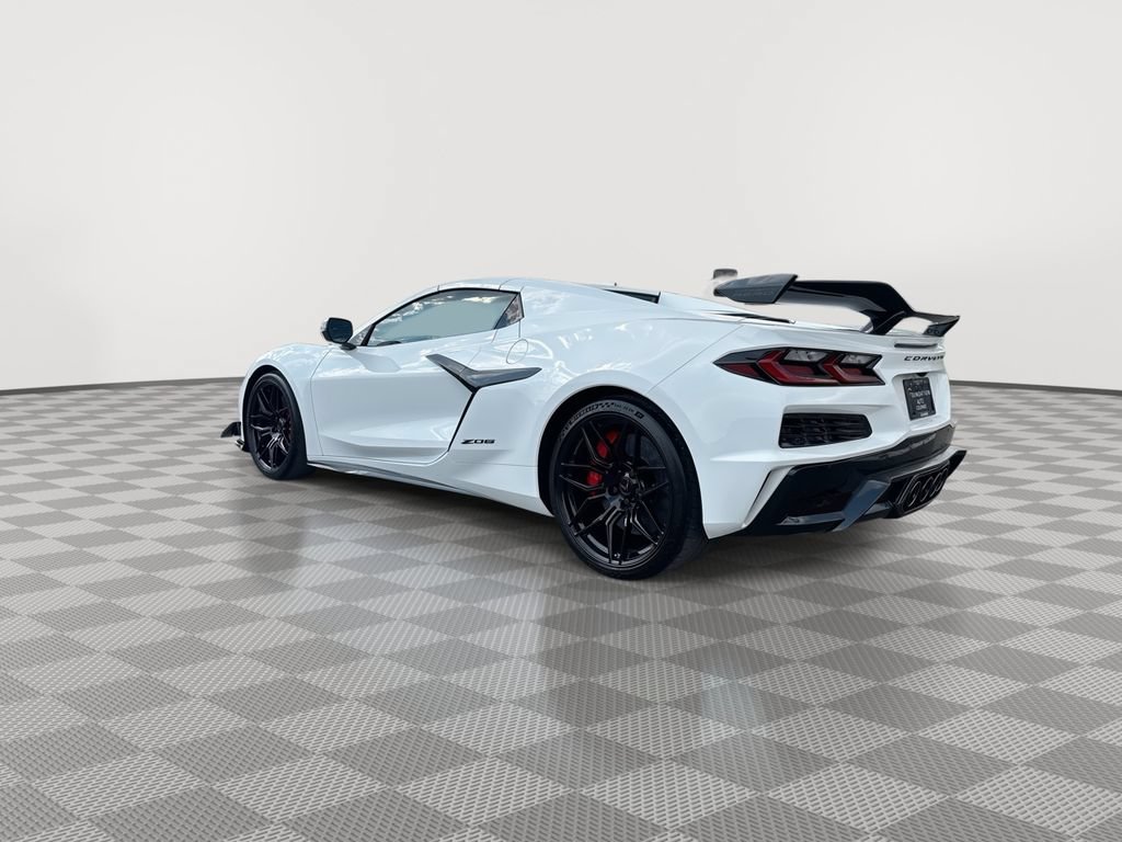 New 2027 Arctic White Chevrolet 3LZ image 6