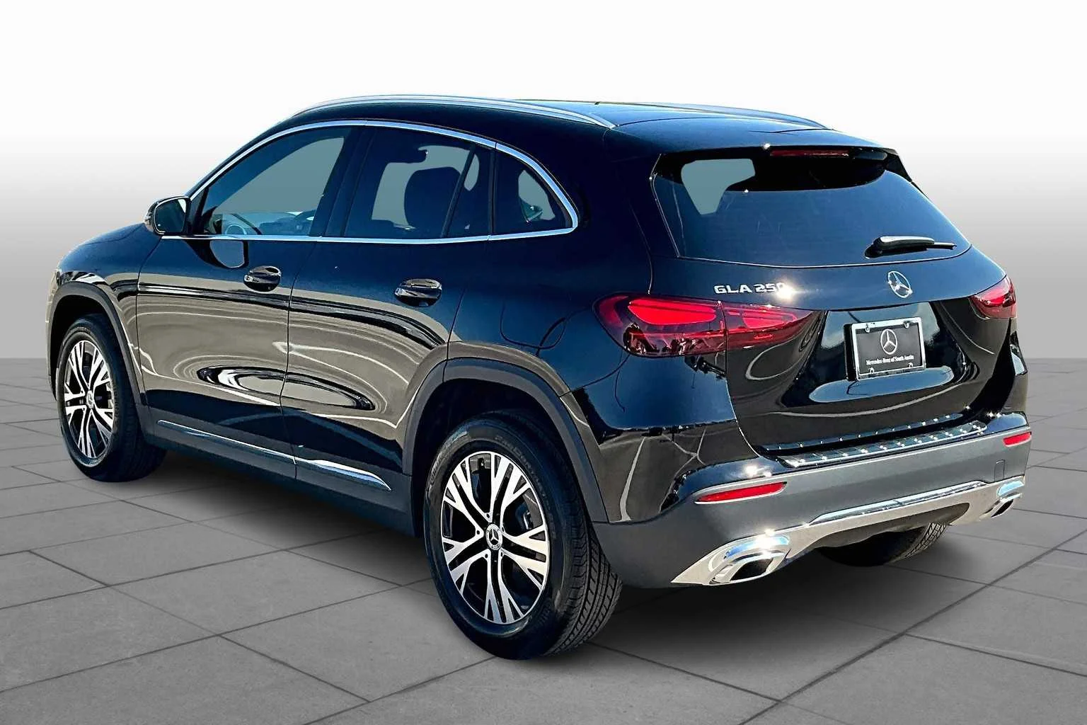 New 2026 Night Black Mercedes-Benz GLA 250 image 12
