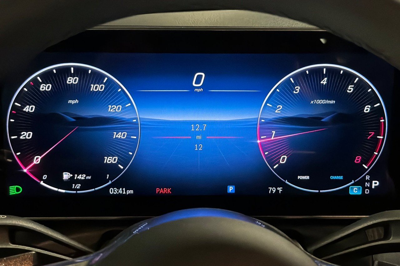 New 2026 MANUFAKTUR Alpine Grey Mercedes-Benz C 300 Sedan image 22