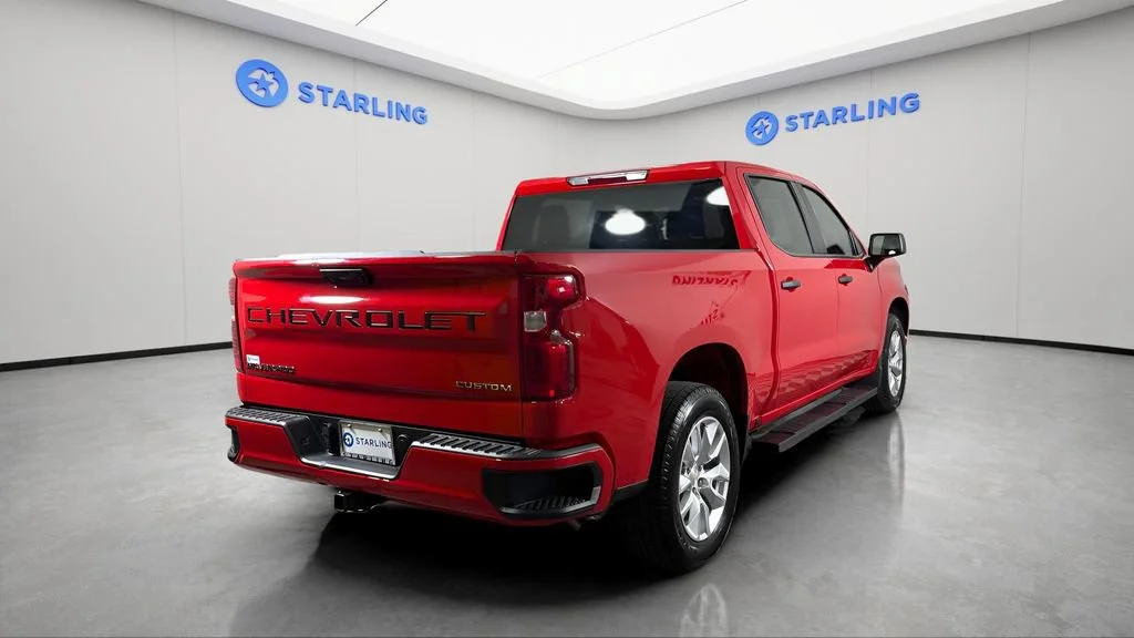 Used 2025 Red Hot Chevrolet Custom image 8