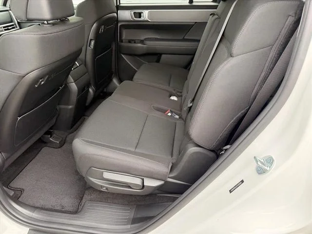 Used 2026 White Hyundai SE image 5