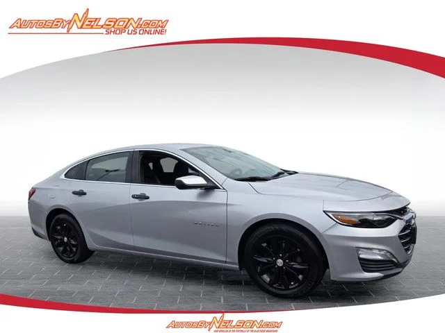 Used 2022 Silver Chevrolet LT image 1