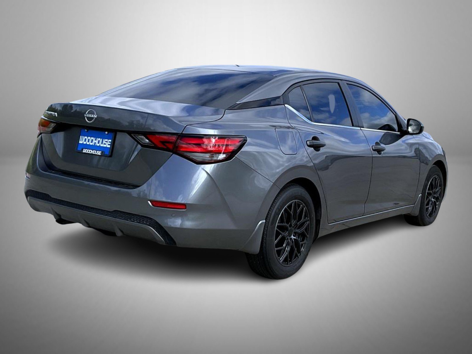 Used 2025 Gray Nissan S image 7