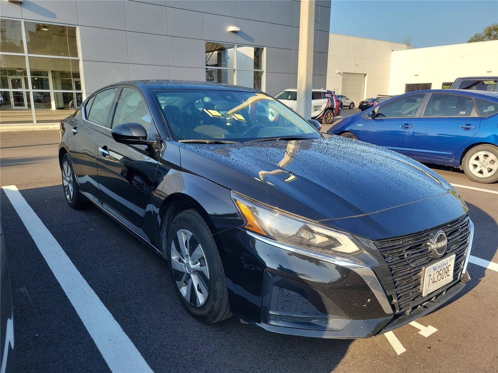 Used 2024 Super Black Nissan 2.5 S image 4