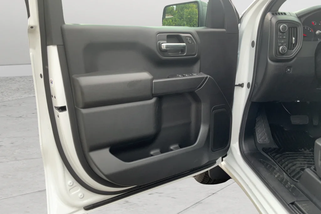 2026 Chevrolet Silverado 1500 Custom - Photo 9