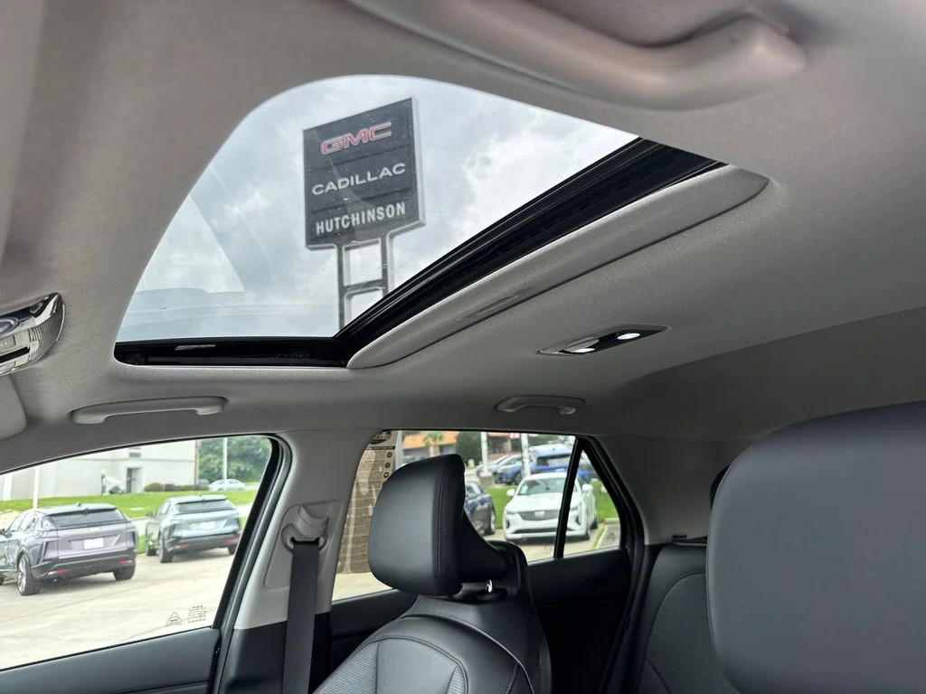 New 2025 Green Kia SX Touring image 31