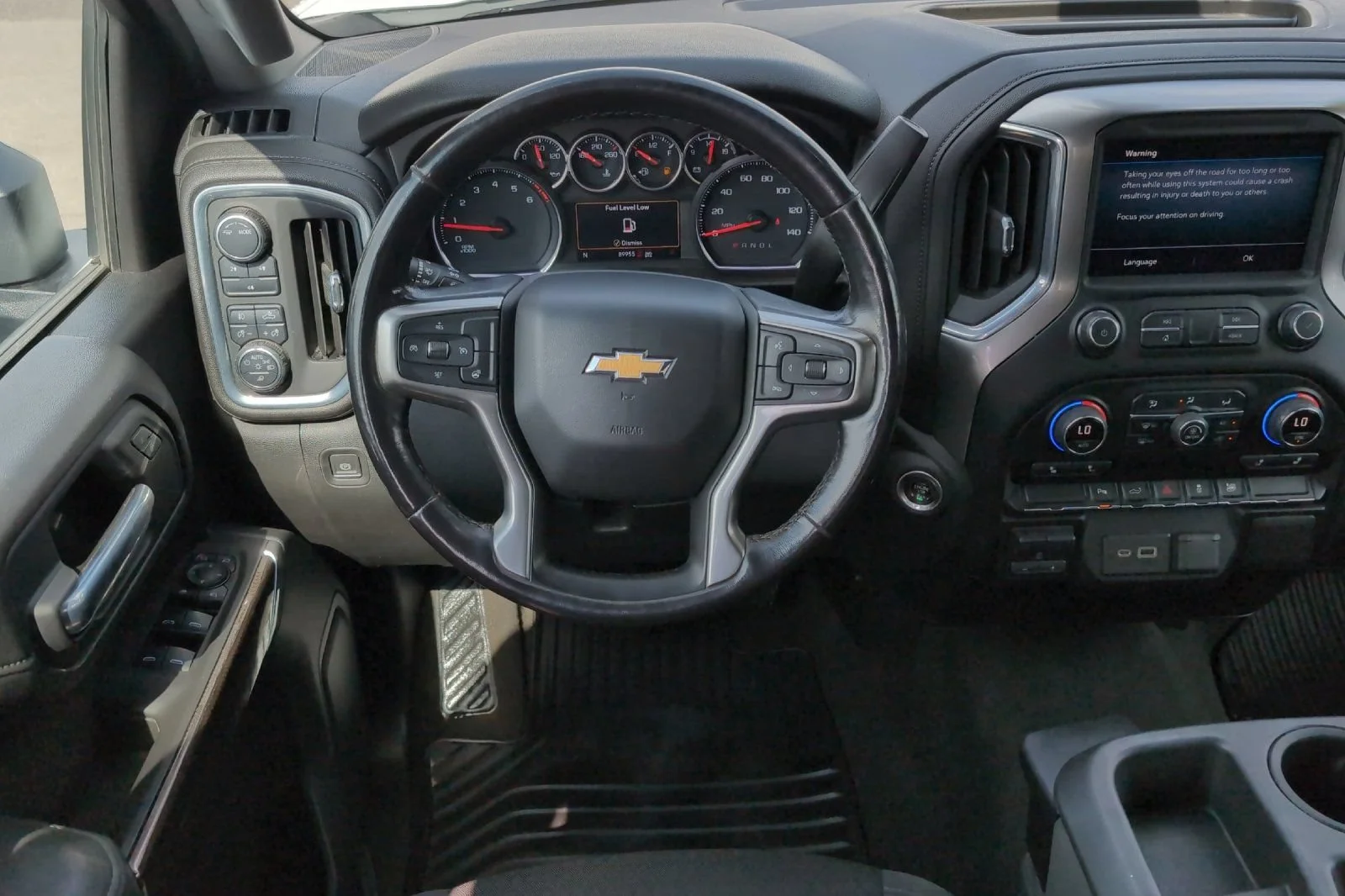 Used 2021 SUMMIT WHITE Chevrolet LT image 15
