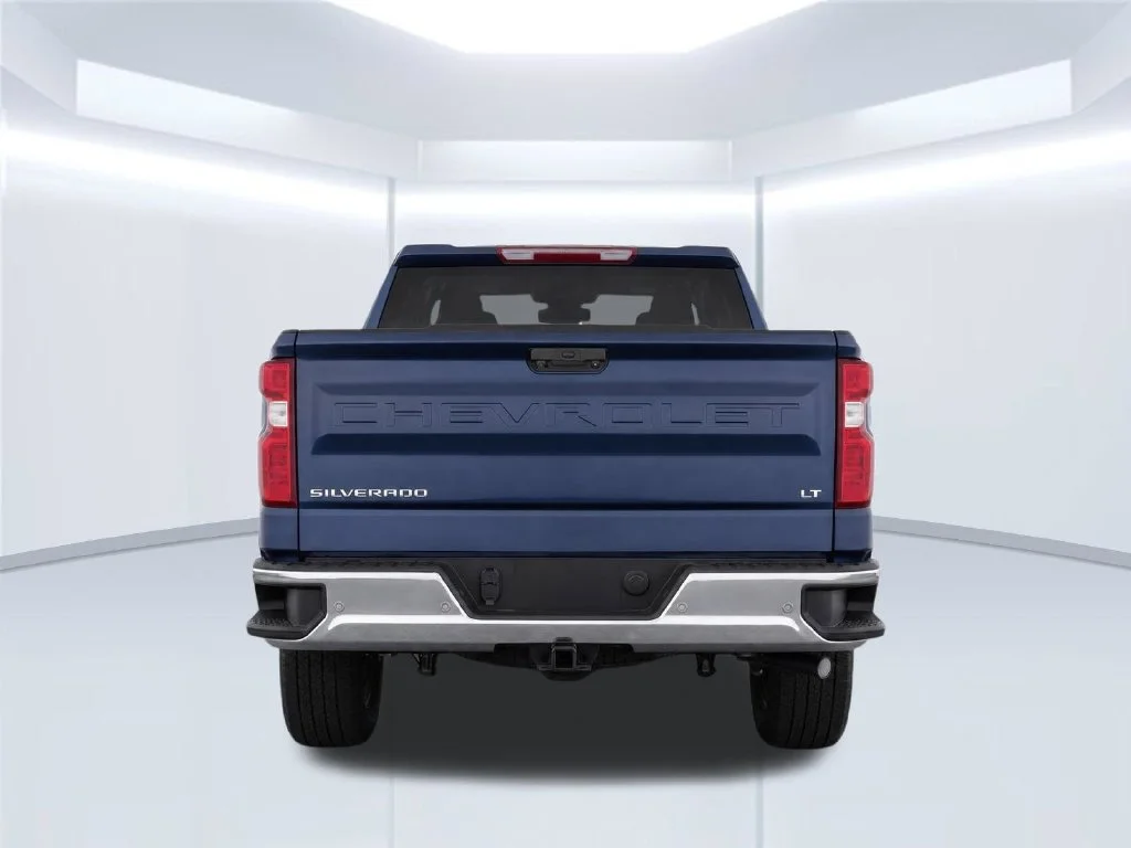 Used 2023 Blue Chevrolet LT image 7