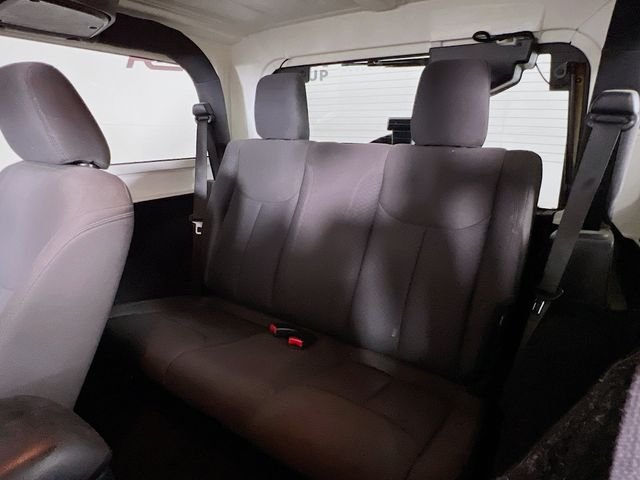 2016 Jeep Wrangler Sport S - Photo 21