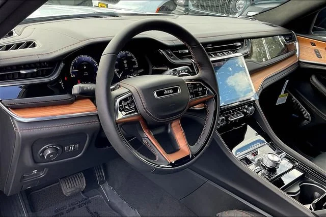 2025 Jeep Grand Cherokee Summit Reserve - Photo 7