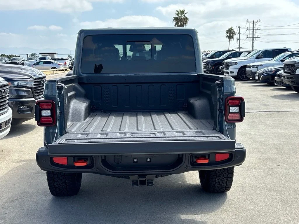 New 2026 Gray Jeep Mojave X image 6