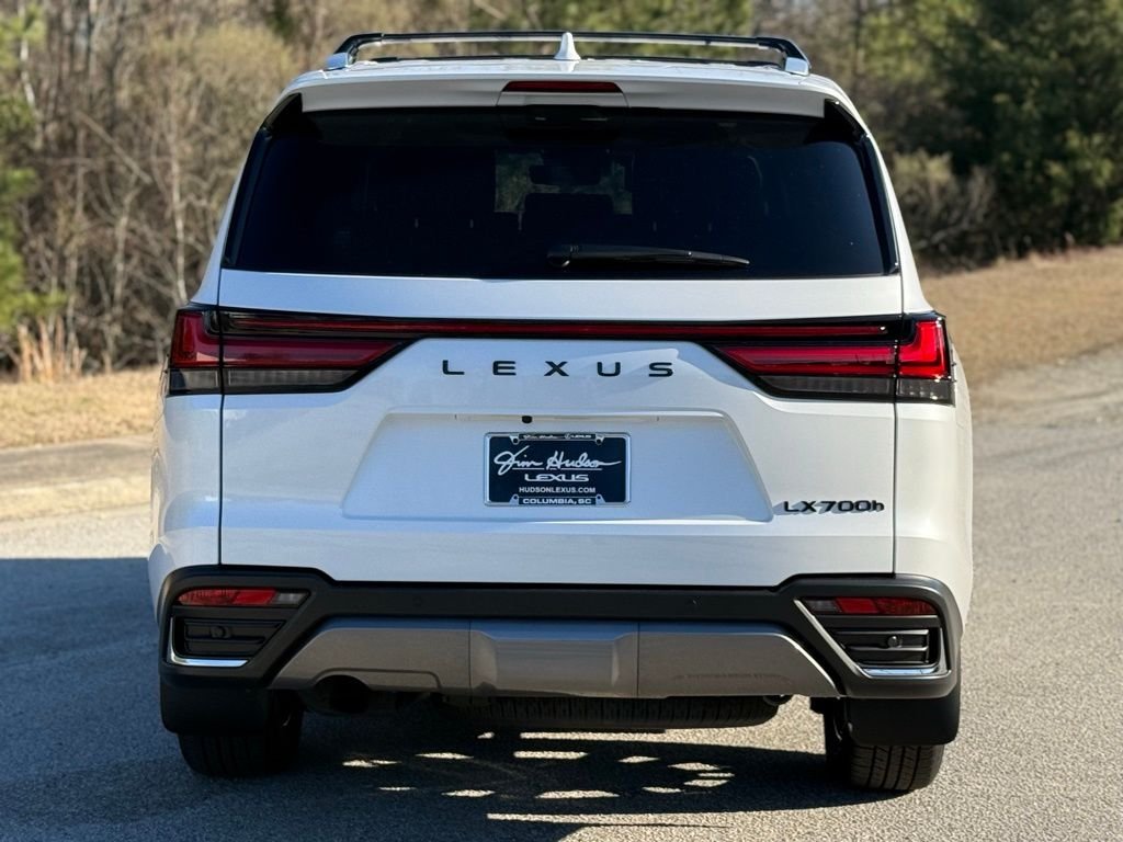 2026 Lexus LX 700h Luxury - Photo 11
