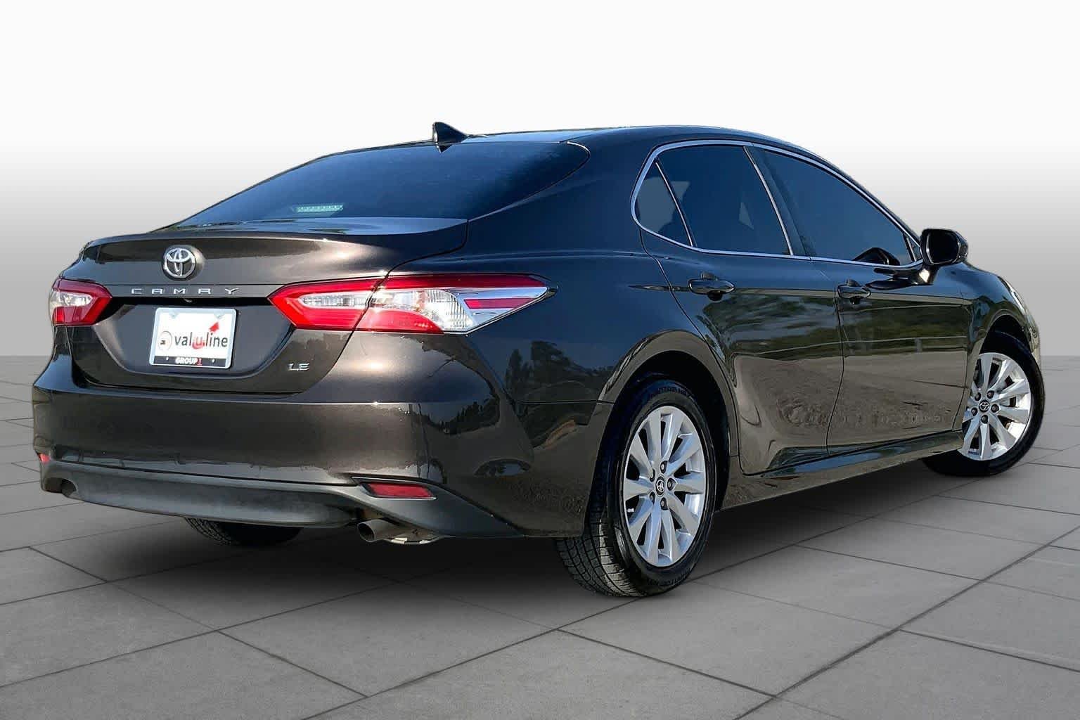 Used 2019 Brownstone Toyota LE image 13
