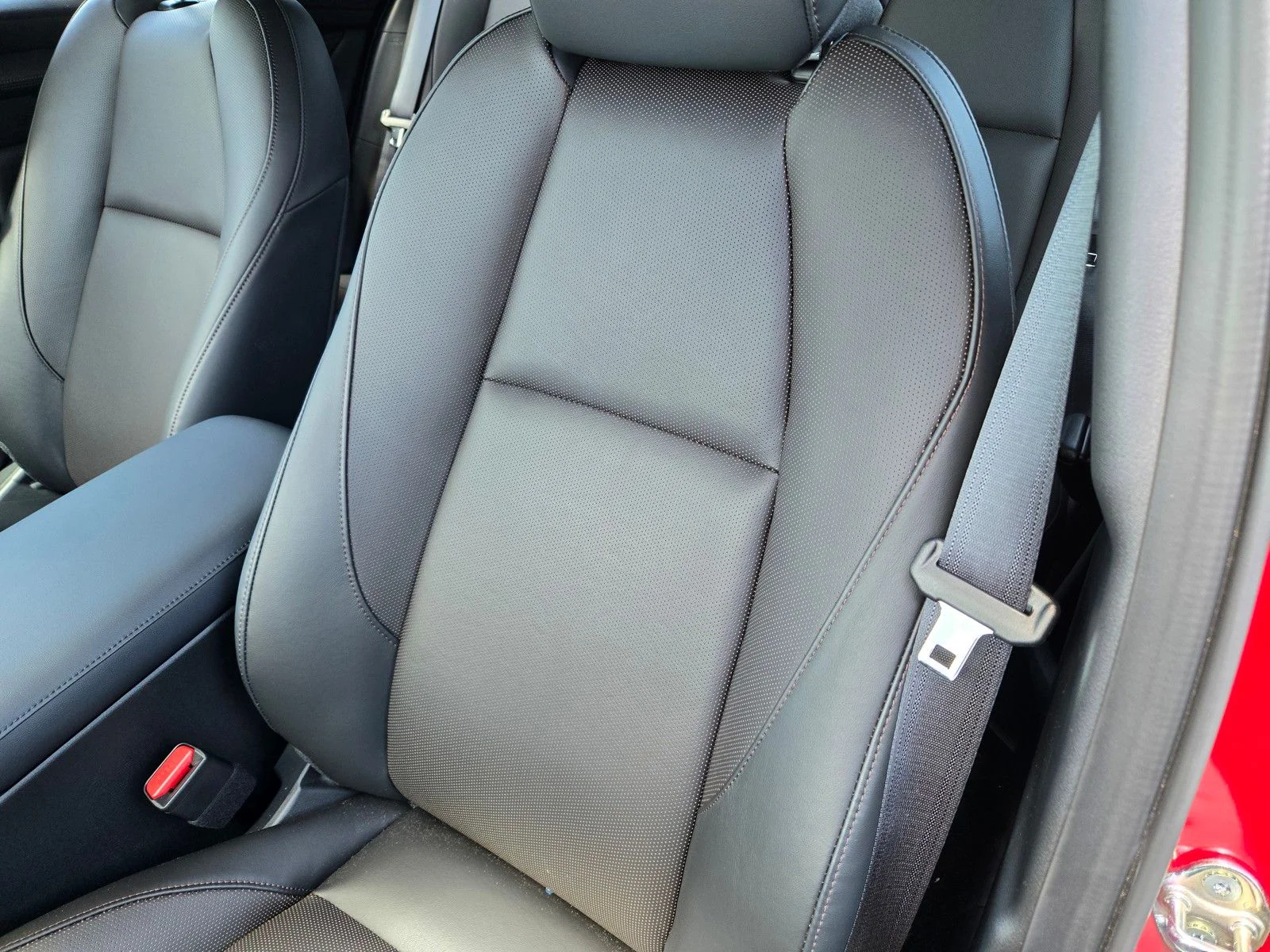 2026 Mazda Mazda3 Premium - Photo 15