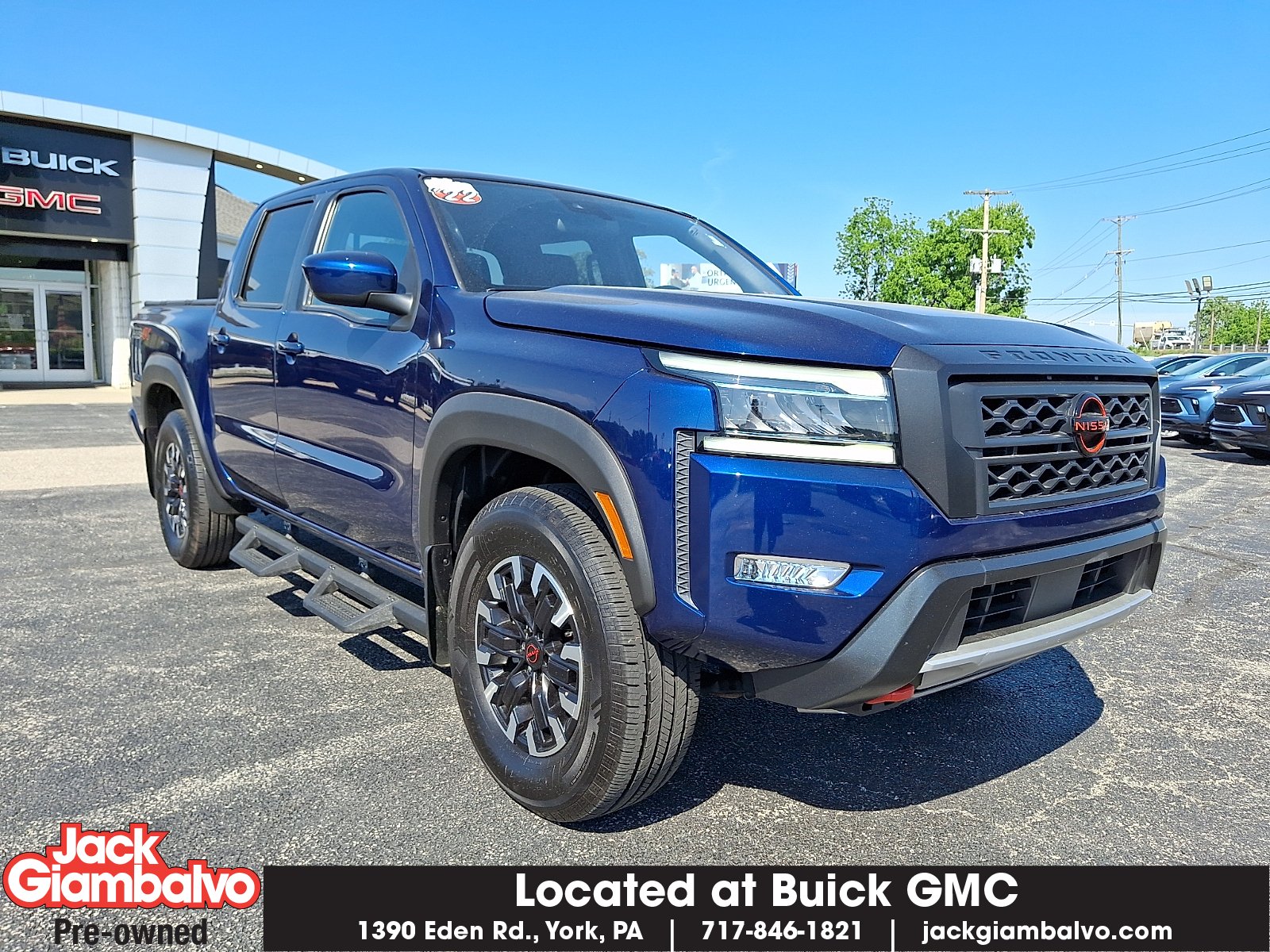 2022 Nissan Frontier PRO-4X Crew Cab 4X4's photo