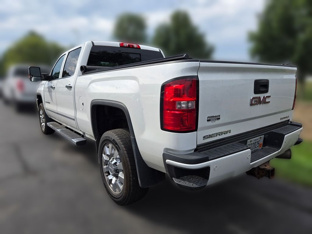 Used 2016 Summit White GMC Denali image 4