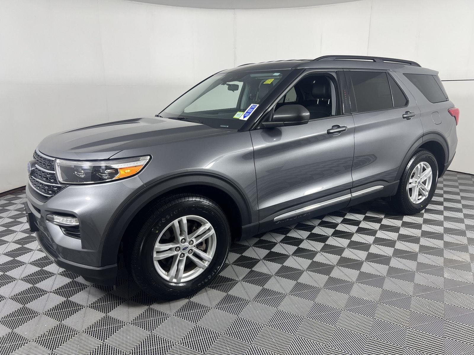 Used 2023 Carbonized Gray Ford XLT image 6