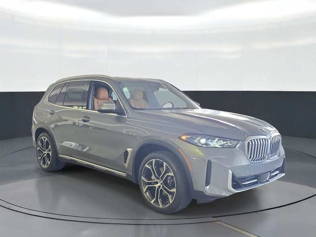 New 2026 Gray BMW sDrive40i image 2