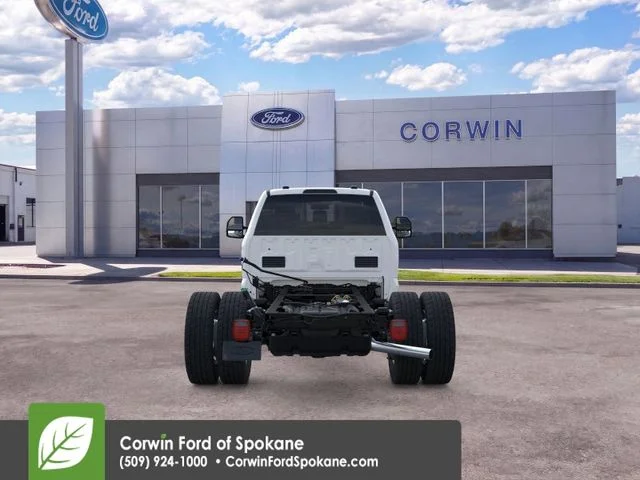 2025 Ford F-600 Super Duty Chassis Cab XL - Photo 7