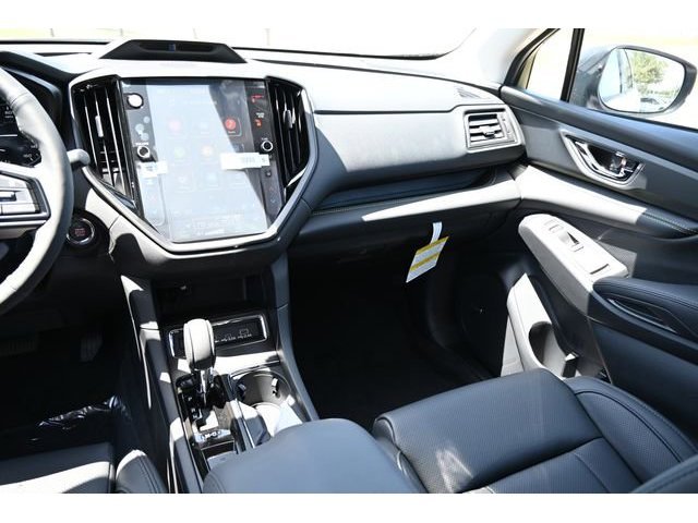 New 2026 White Subaru Onyx Edition Touring 7-Passenger image 46