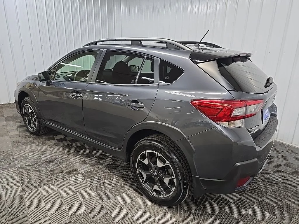 Used 2020 Gray Subaru Base image 10