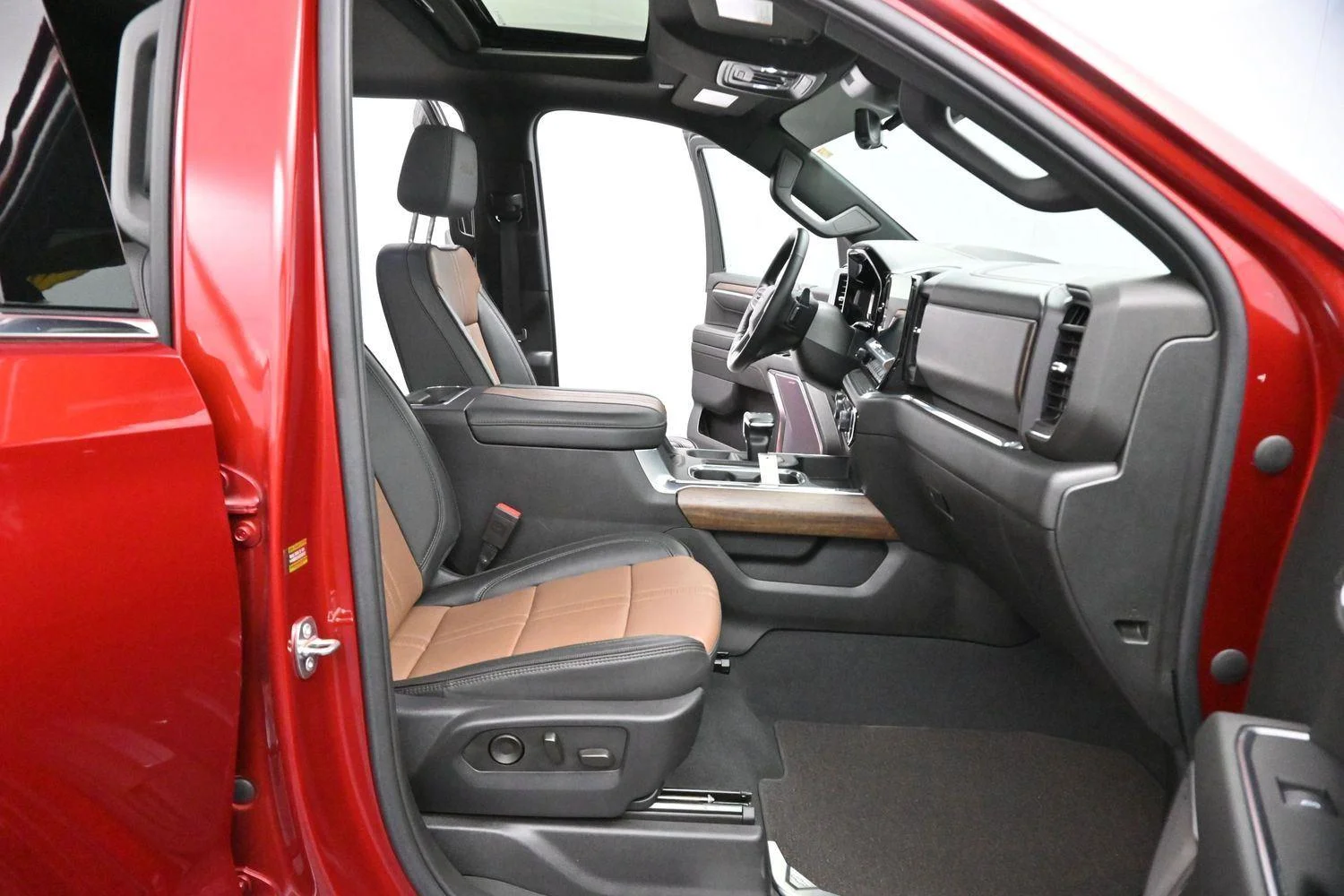 Used 2023 Radiant Red Tintcoat Chevrolet High Country image 33