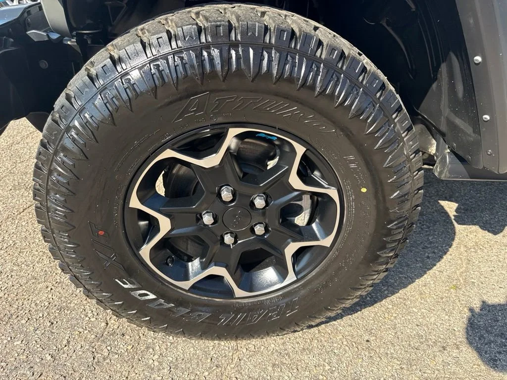 Used 2022 Gray Jeep Unlimited Rubicon image 31