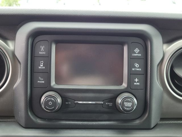 Used 2020 Black Jeep Sport S image 16