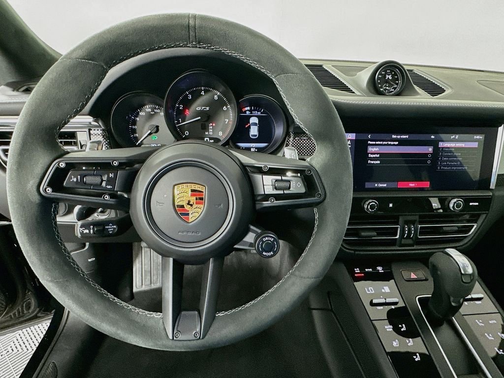 Pre-Owned 2026 Porsche Macan GTS, photo 11