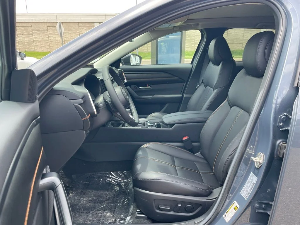 New 2025 Gray Mazda 2.5 Turbo Premium Plus Package LOANER image 14