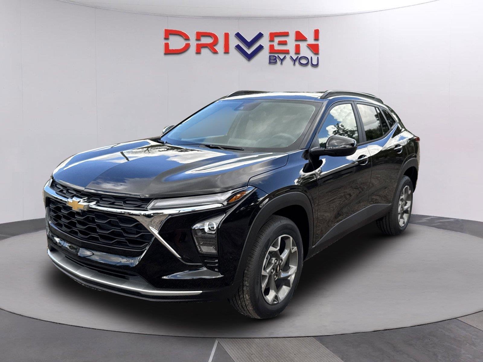 New 2026 Mosaic Black Metallic Chevrolet LT image 8