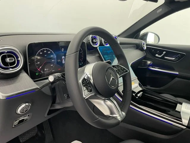 New 2027 Black Mercedes-Benz GLC 300 image 37
