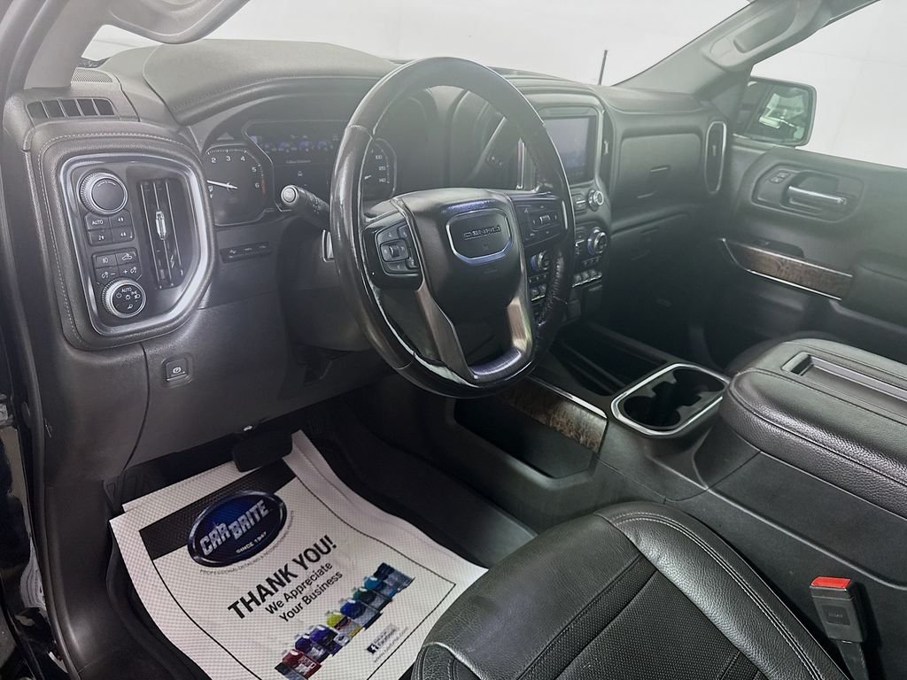 Used 2019 Onyx Black GMC Denali image 10