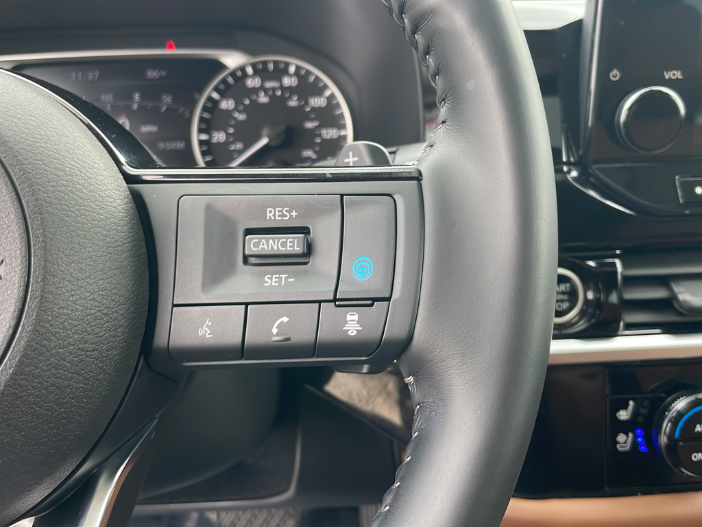 Used 2023 Red Nissan Platinum image 20