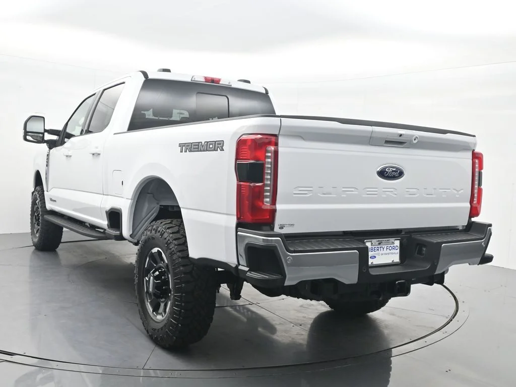 New 2026 Oxford White Ford F-250® Lariat® image 9